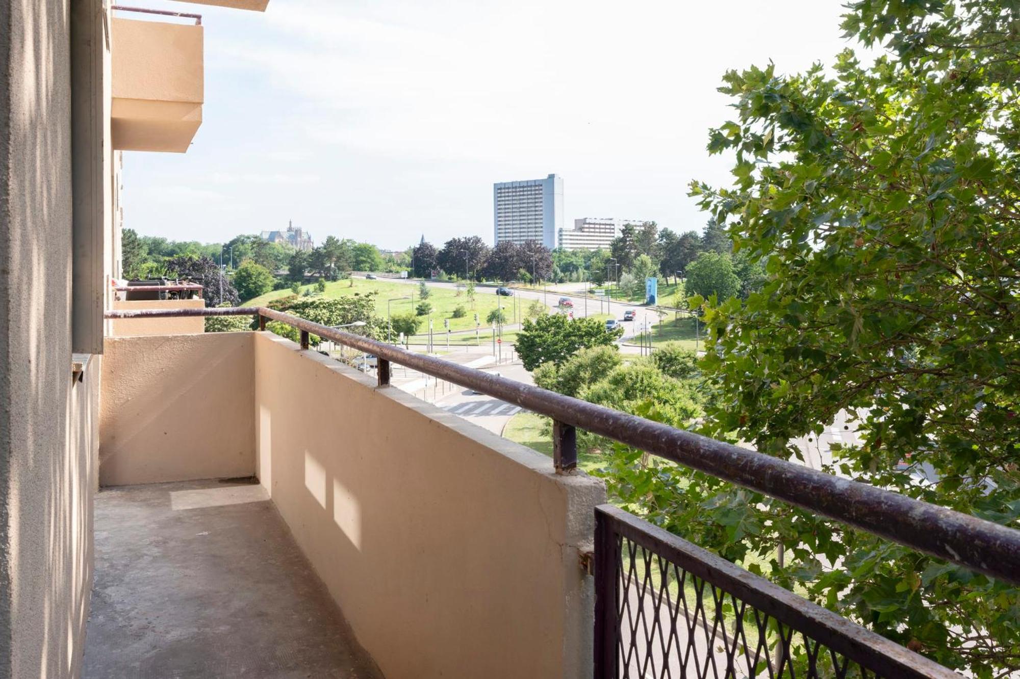 Le Grand Jau Apartment Metz Bagian luar foto